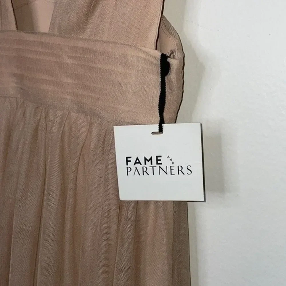 Fame and Partners Womens Size 2 The Miranda Dress